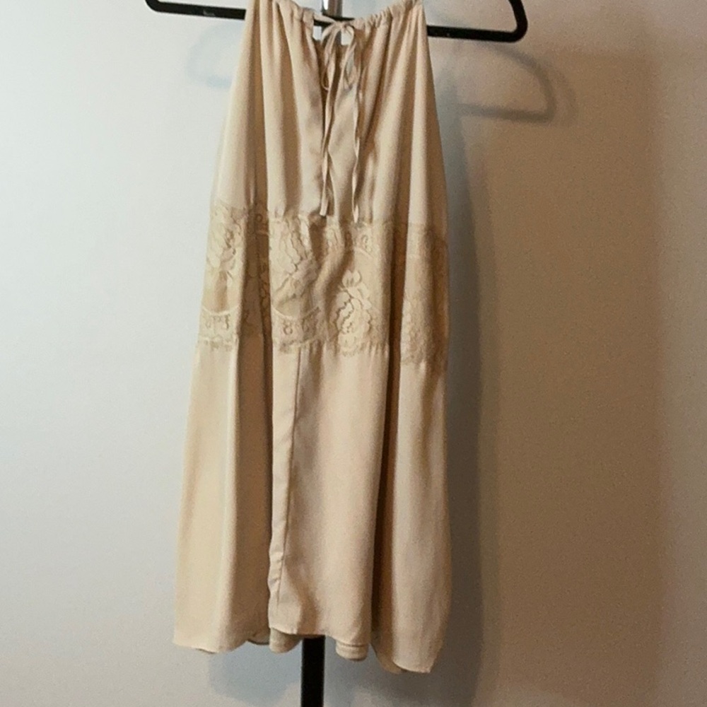 Elegant Cream Halter Dress Alya - Picture 2 of 5